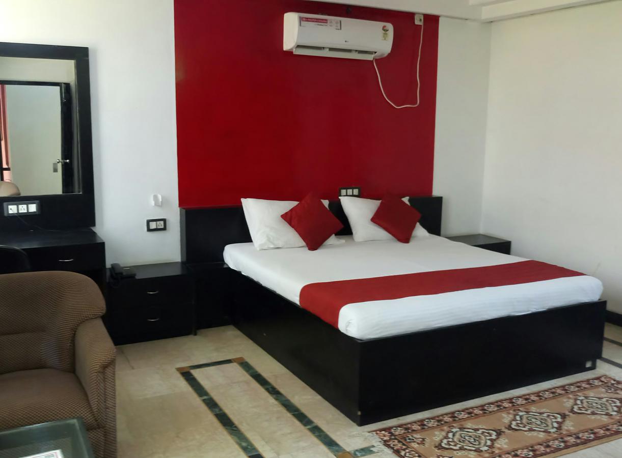 Sanjay Motels I Pvt Ltd Pura Raghunāth Exteriér fotografie